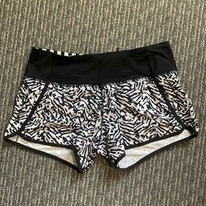 Speed Up Low Rise Lined Shorts